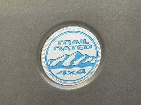 Used 2022 Jeep Wrangler Unlimited Sahara w/ Cold Weather Group image 7