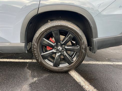 Used 2025 Honda Pilot Black Edition image 22