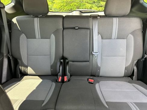 Used 2025 Chevrolet Blazer LT AWD/4WD image 34