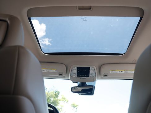 Used 2019 Dodge Durango Citadel w/ Technology Group RWD image 28
