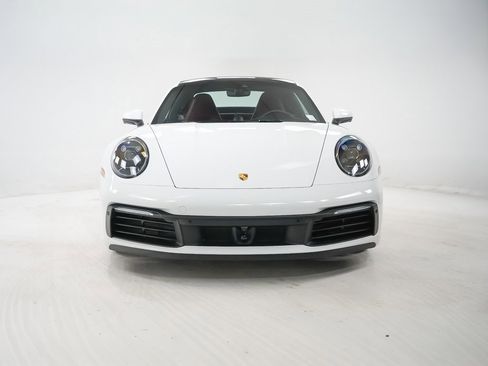 Certified 2020 Porsche 911 Carrera 4S image 6