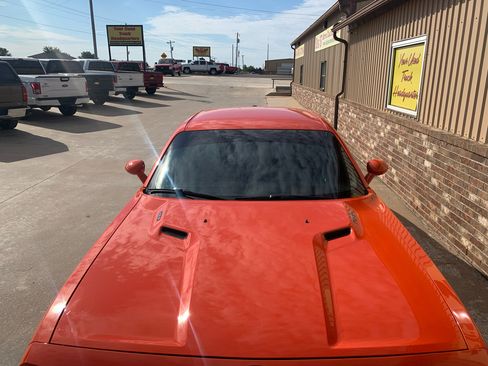 Used 2009 Dodge Challenger R/T image 8