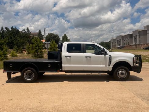 Used 2023 Ford F350 XL w/ XL Chrome Package AWD/4WD image 4