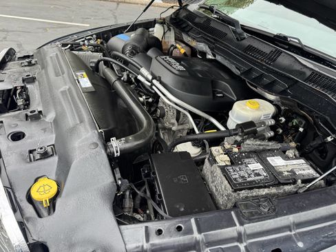 Used 2017 RAM 2500 Big Horn image 25