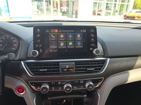 Used 2019 Honda Accord EX-L image 11