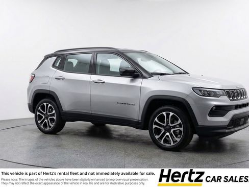 Used 2025 Jeep Compass Trailhawk AWD/4WD image 1