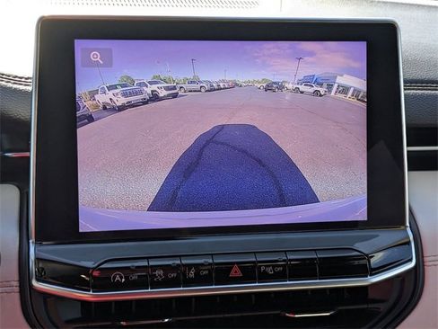 Used 2024 Jeep Compass Limited image 24