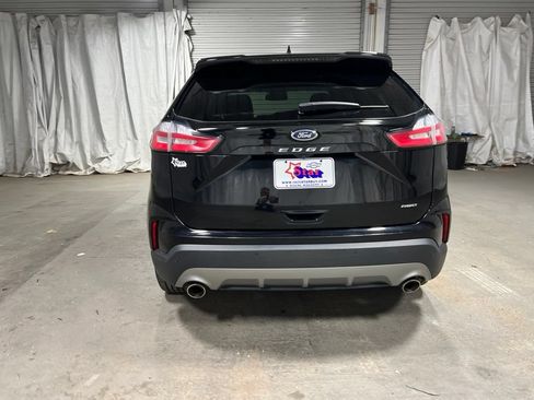 Used 2024 Ford Edge Titanium AWD/4WD image 6
