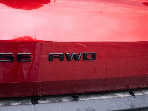 New 2025 Chevrolet Traverse Z71 w/ Enhanced Driving Package image 11