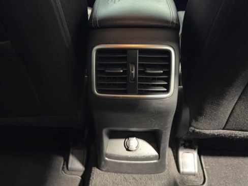Used 2020 Kia Sportage LX FWD image 15