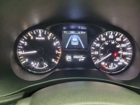 Used 2015 Nissan Pathfinder SV w/ Cargo Package image 23