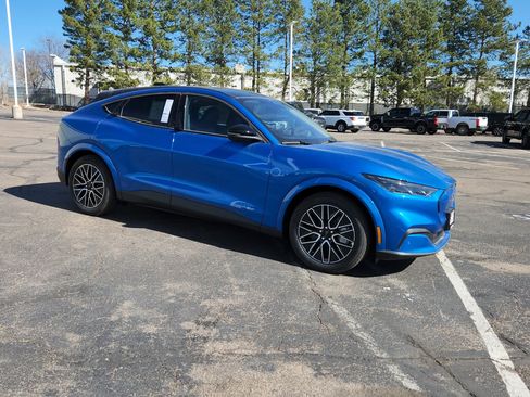 New 2026 Ford Mustang Mach-E Premium image 18