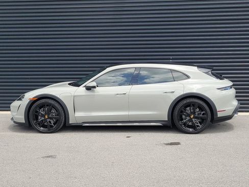 Certified 2022 Porsche Taycan 4 Cross Turismo AWD/4WD image 2