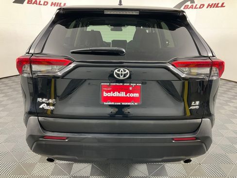 Used 2023 Toyota RAV4 LE image 5