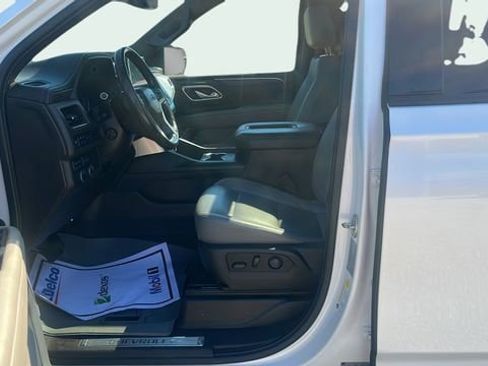 Used 2021 Chevrolet Suburban Z71 w/ Luxury Package image 36