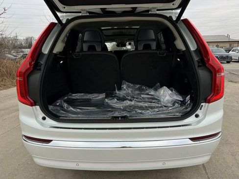 Used 2025 Volvo XC90 T8 Plus w/ Protection Package Premier image 15