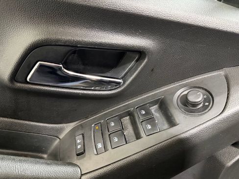 Used 2021 Chevrolet Trax LS w/ Tint and Cruise Package FWD image 12