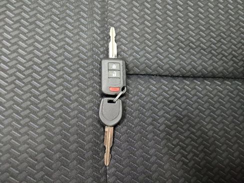 Used 2018 Mitsubishi Eclipse Cross ES image 32