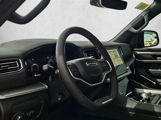 New 2026 Jeep Grand Wagoneer 4WD video 3