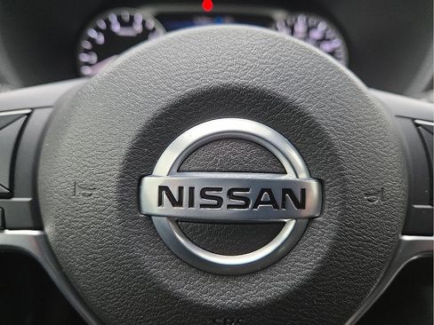 Used 2023 Nissan Sentra SR w/ Trunk Package image 22