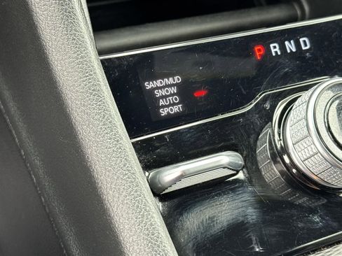 Used 2024 Jeep Grand Cherokee Limited image 18