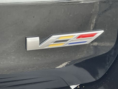 Used 2023 Cadillac Escalade V w/ LPO, ONYX Package image 46