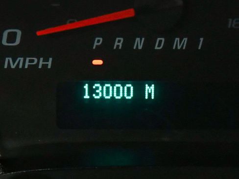 Used 2024 Chevrolet Express 2500 w/ Driver Convenience Package image 13