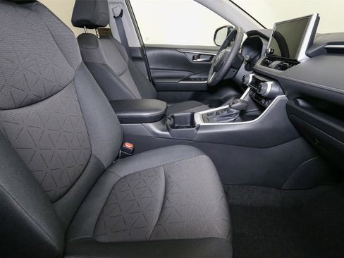 New 2025 Toyota RAV4 XLE image 13