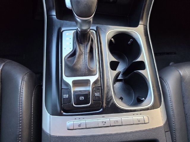 Used 2022 Kia Carnival LX FWD image 48