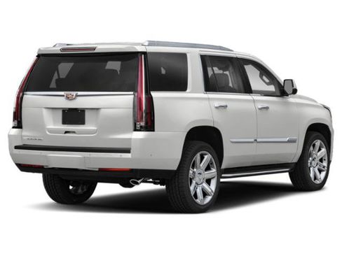 Used 2020 Cadillac Escalade Luxury w/ LPO, Radiant Package AWD/4WD image 3