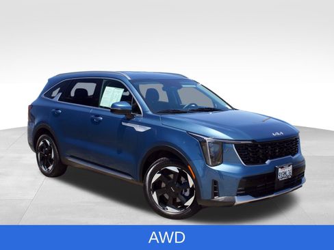 Used 2025 Kia Sorento EX AWD/4WD image 2