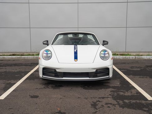 New 2026 Porsche 911 Carrera T image 6