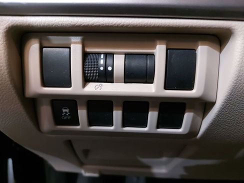 Used 2018 Subaru Outback 2.5i image 24