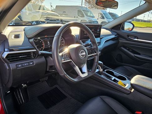 Used 2024 Nissan Altima 2.5 SR w/ SR Premium Package image 12