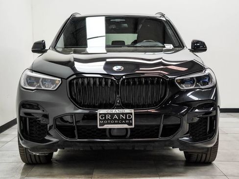 Used 2022 BMW X5 M50i w/ Executive Package AWD/4WD image 6