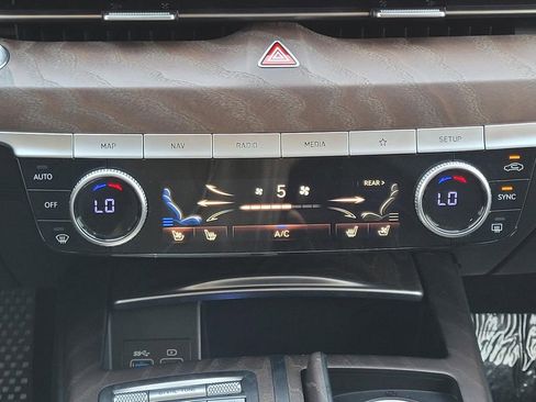 Used 2021 Genesis G80 2.5T w/ Advanced Package image 19