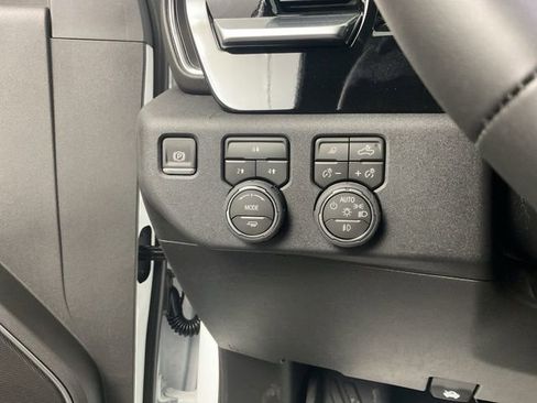 New 2026 Chevrolet Silverado 2500 LT w/ Trail Boss Package AWD/4WD image 13