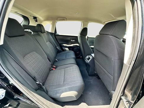 Used 2025 Honda HR-V LX image 24