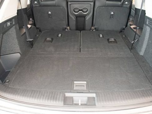Used 2024 Acura MDX SH-AWD w/ Technology Package image 15