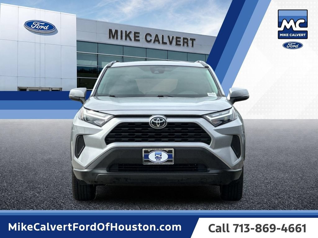 Used 2023 Toyota RAV4 XLE AWD/4WD image 8