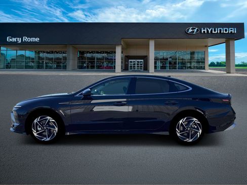 New 2026 Hyundai Sonata SEL image 3