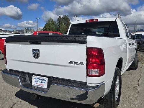 Used 2017 RAM 1500 ST w/ SXT Appearance Group AWD/4WD image 6