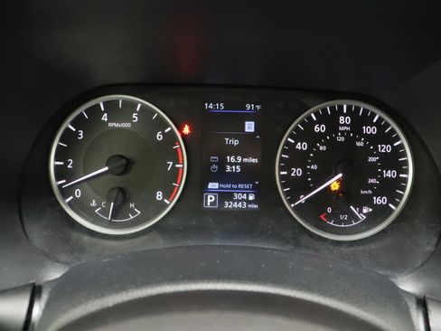 Used 2025 Nissan Sentra S FWD image 37