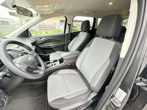 Used 2017 Ford Escape SE AWD/4WD image 20