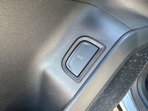 New 2026 GMC Terrain AT4 w/ Convenience Package III image 24