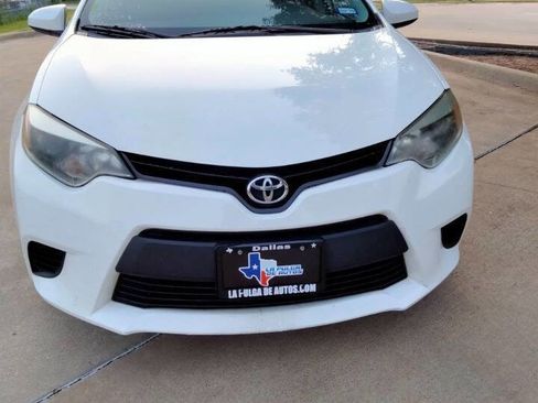 Used 2016 Toyota Corolla L FWD image 2