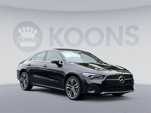 Certified 2025 Mercedes-Benz CLA 250 4MATIC image 8