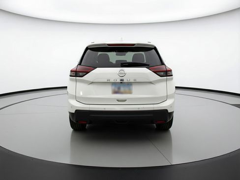 Used 2025 Nissan Rogue SV image 7