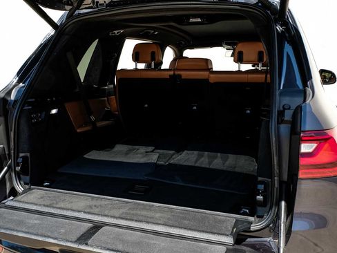 Used 2022 BMW X7 xDrive40i w/ Premium Package AWD/4WD image 52
