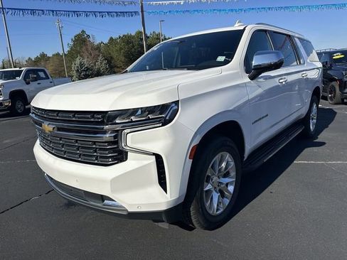 Certified 2023 Chevrolet Suburban Premier image 4
